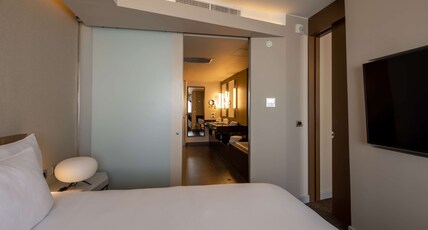 Hilton Garden Inn Lima Miraflores Room Type - 1 QN BED 1 BEDROOM SUITE