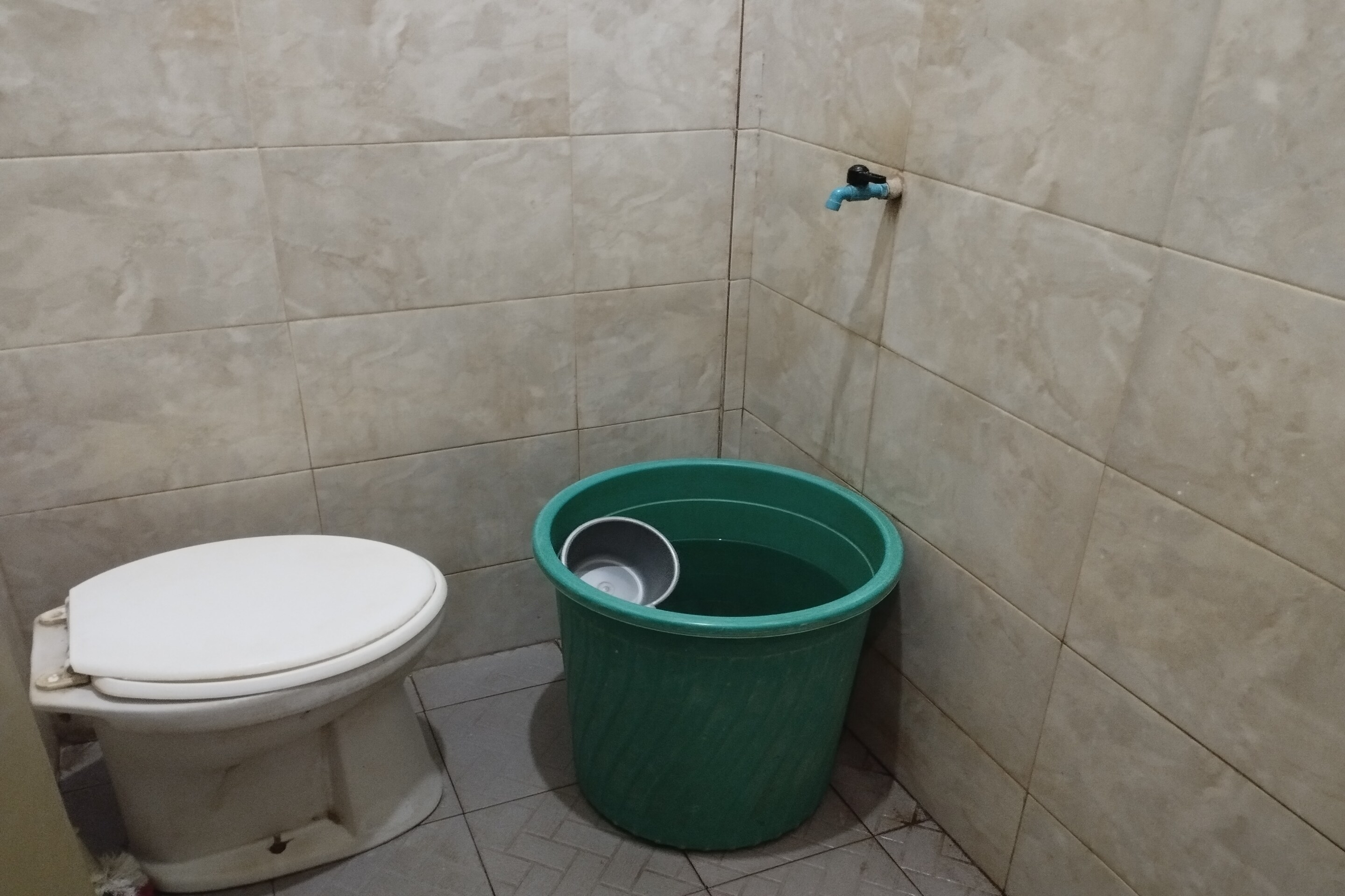 Hotel O Madame Guesthouse - Tap to explore photos