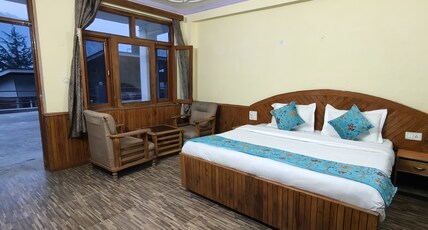 Cliffside Hotel and Cafe Room Type - Deluxe Room with Terrace (Valley View)