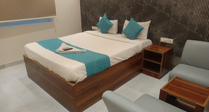 Jubliee Hitech Room Type - Deluxe Room