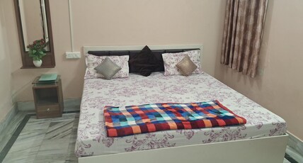 Shri kashi home stay Room Type - Bedroom 2