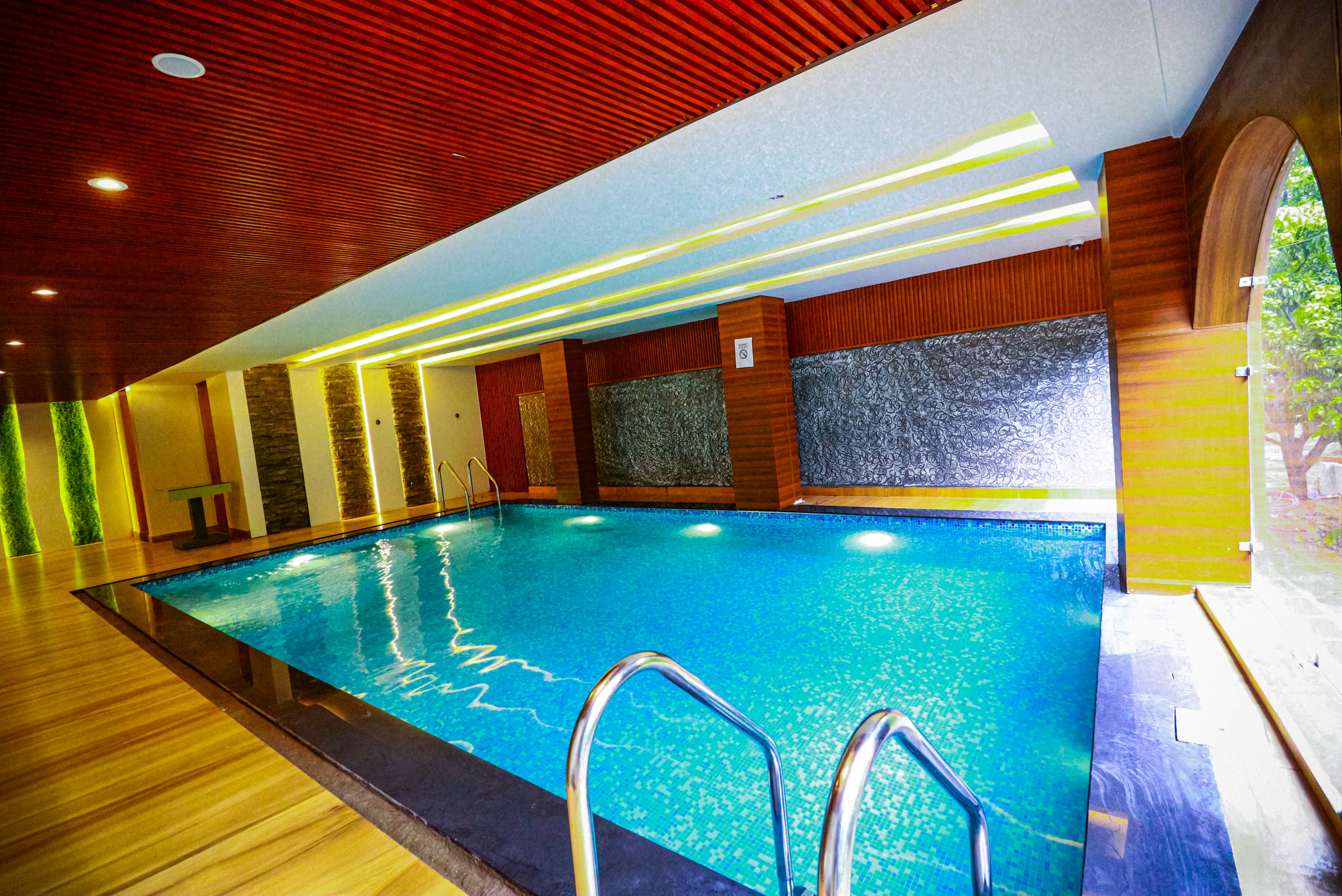 Hotel JP Hills Rishikesh - Tap to explore photos