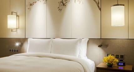 DoubleTree by Hilton Hotel Qingdao - Jimo Room Type - KING GUEST ROOM