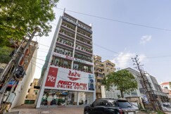 Address of hotel monville akota