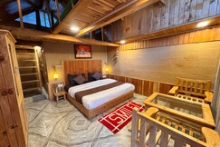 Himalayan Duplex Retreat