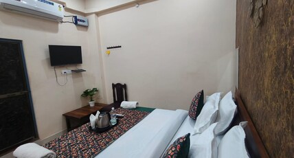 Hotel Harmony Heaven Room Type - Deluxe Triple Room