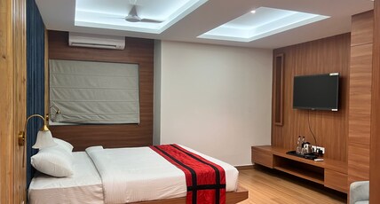 HOTEL PRAKASH RESIDENCY Room Type - SUITE ROOM