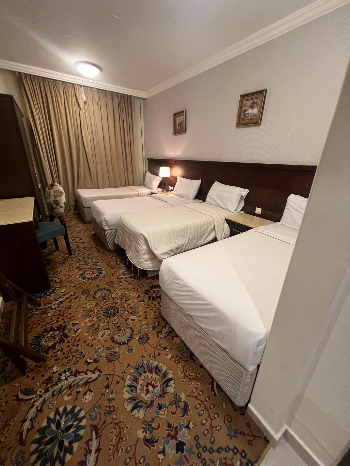 Al Bilad 1 Hotel Makkah by Moro - Tap to explore photos