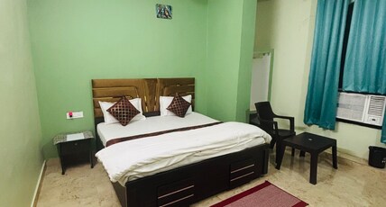 Vishnu Vilas Room Type - Deluxe Double Bedroom