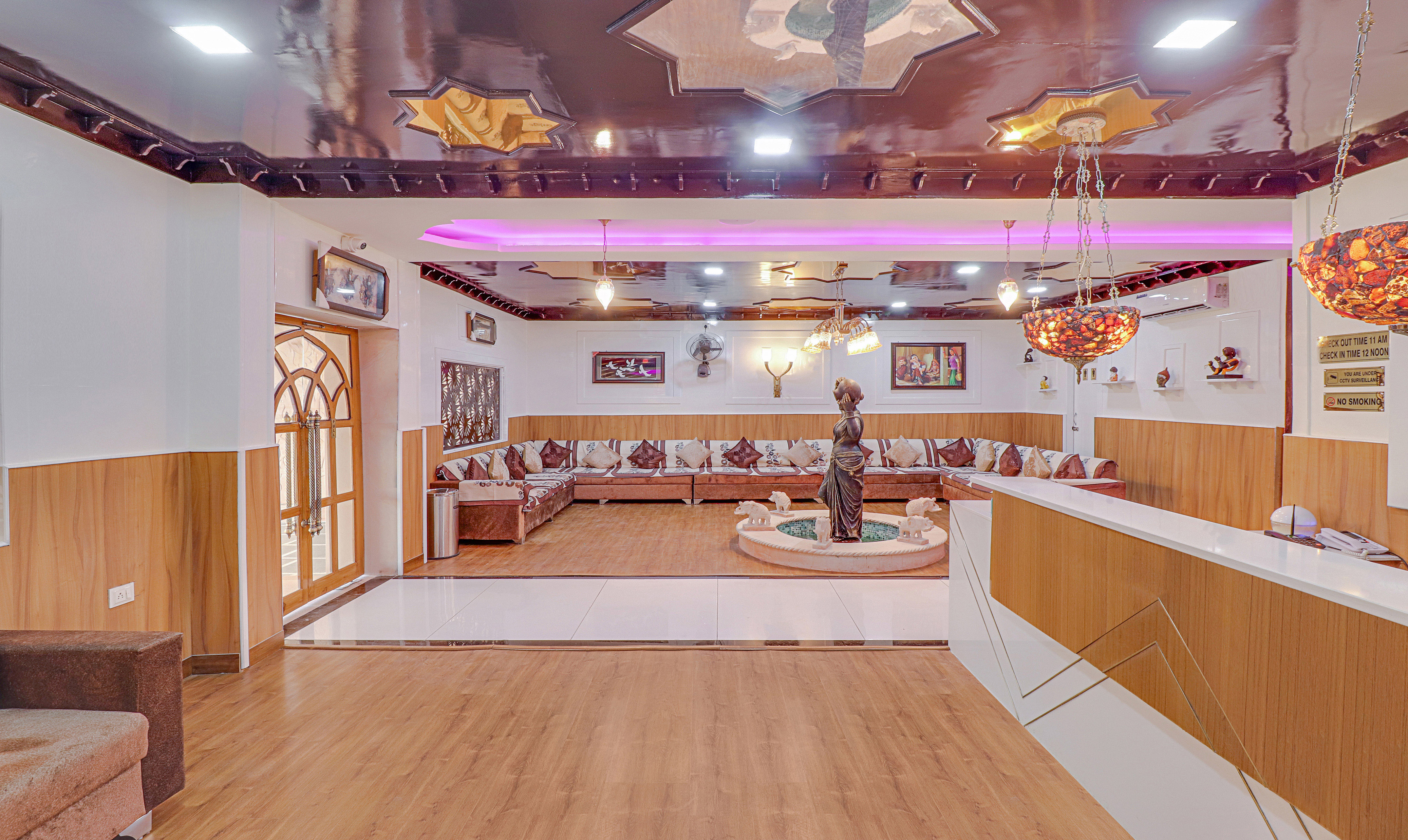 Main gallery