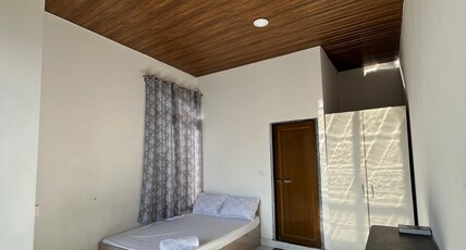 AIZAWL VIEW HOTEL Room Type - Deluxe Room with Air Conditioning