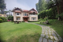 House in Srinagar AZFAR near DAL LAKE