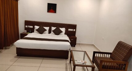 Hotel Vani, Changanaserry Room Type - Standard Room