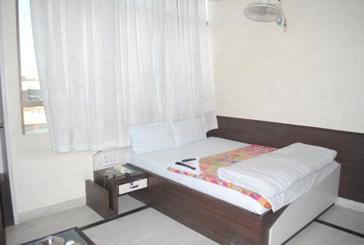 Hotel Vinayak Palace 