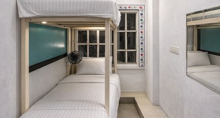 DockSide Dorms & Rooms Room Type - 7 bed dorm