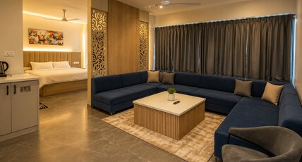 The Parth Resort Room Type - Maharaja Suite Room