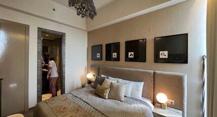 Saltstayz Select Dwarka Sec-9 Near Yashobhoomi Room Type - Standard Room