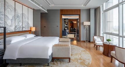 InterContinental Hotels HAIKOU SEAVIEW Room Type - Grand Sea View Presidential Suite