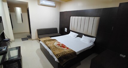 HOTEL BRIJWASI ROYAL Room Type - AC LUXURY