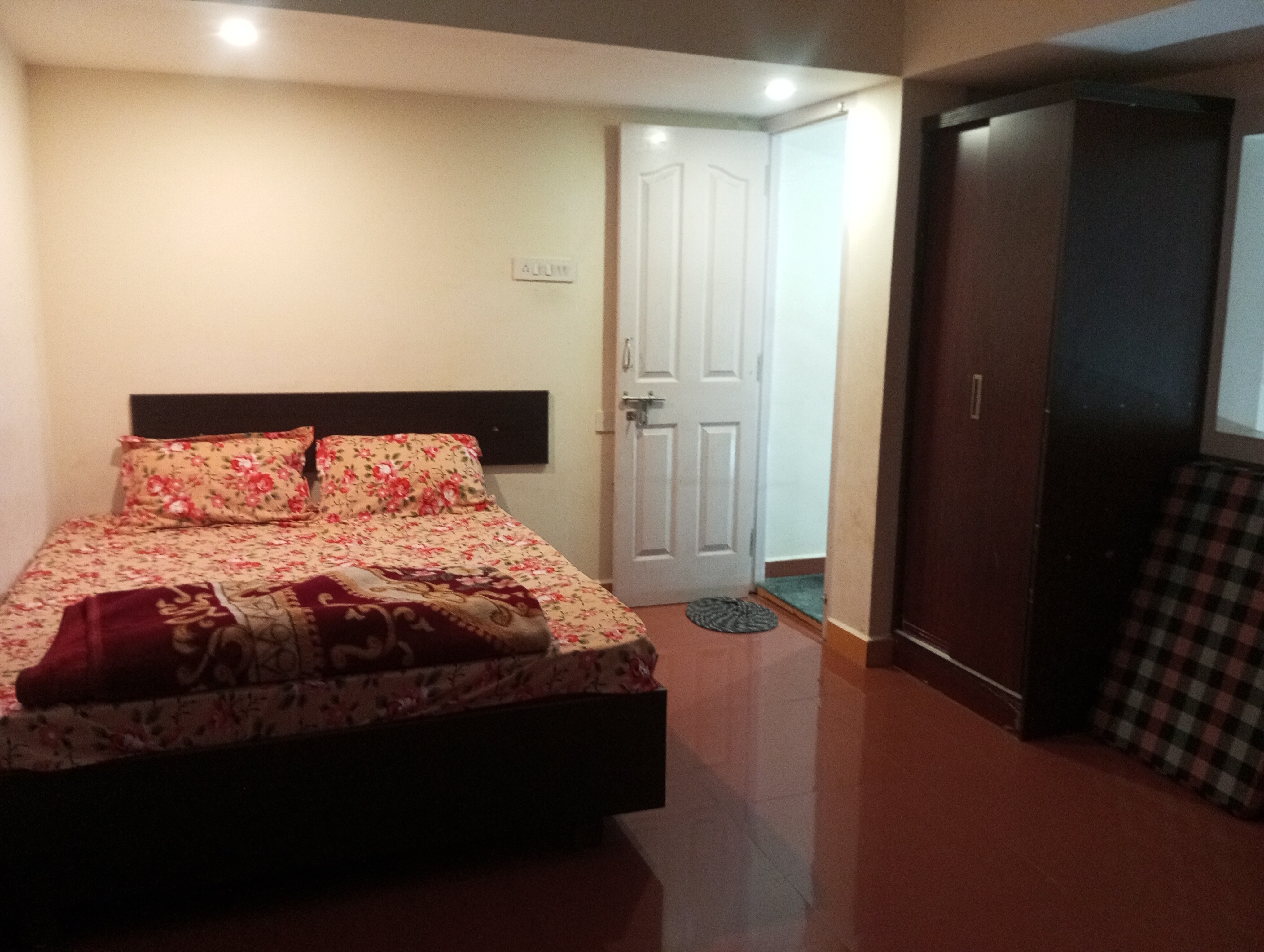 2bhk individual view point cottage - Tap to explore photos