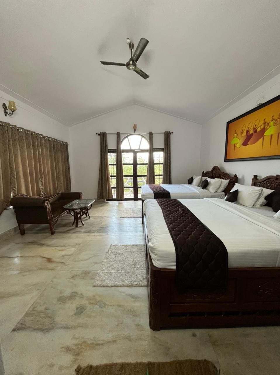 Planters Punch Bungalow - Tap to explore photos