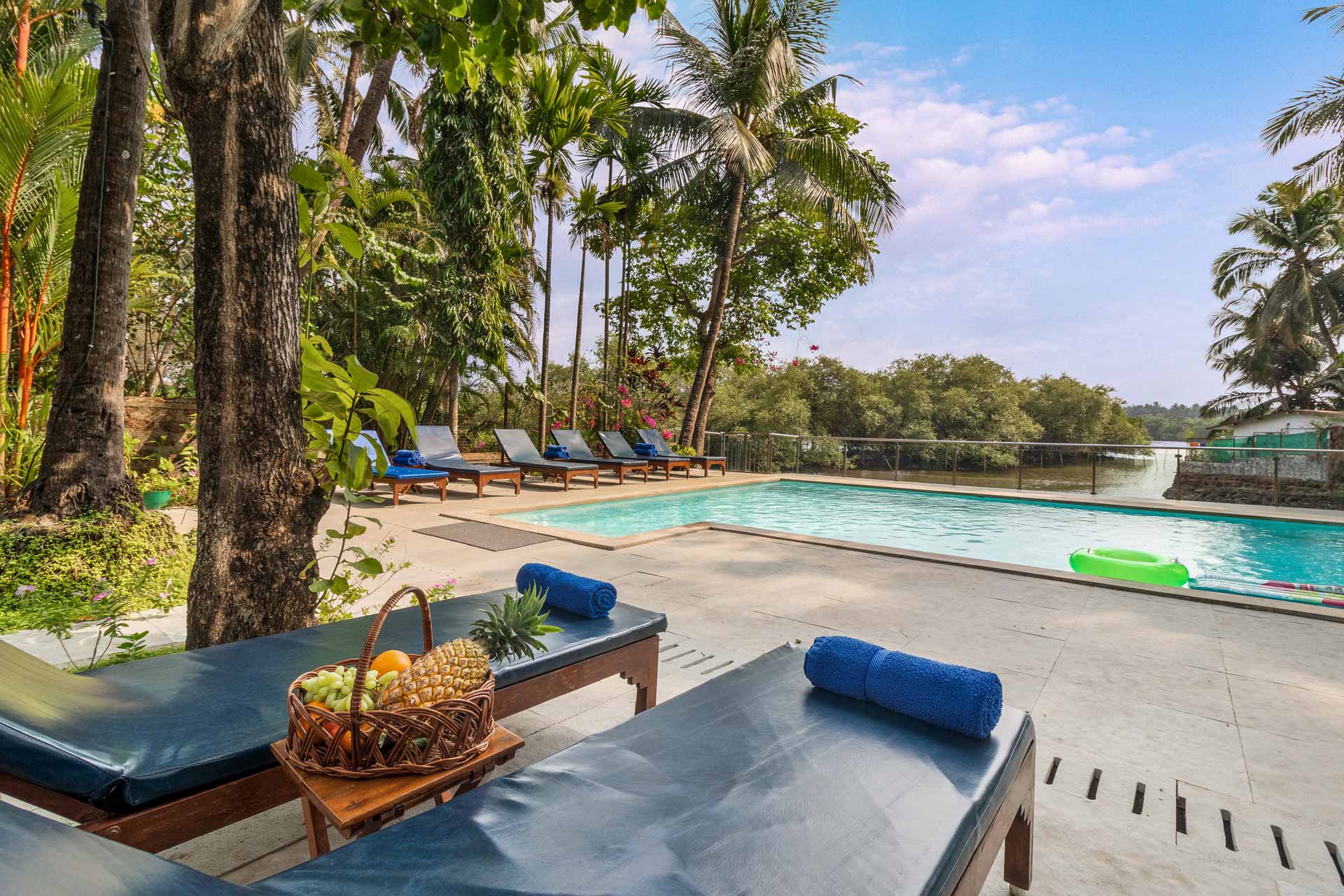 StayVista | Casa Saipem Entire 4 BHK Villa - Tap to explore photos
