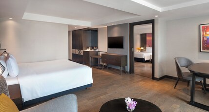 Mercure Bangkok Sukhumvit 11 Room Type - Privilege King Bed Room, Lounge Access Mercure Bangkok Sukhumvit 11 Room Type - Privilege King Bed Room, Lounge Access