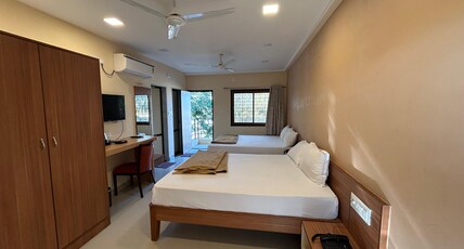 The Grand Pratap Room Type - 4 Bedded Family AC Room (Price is for 4 Adults)