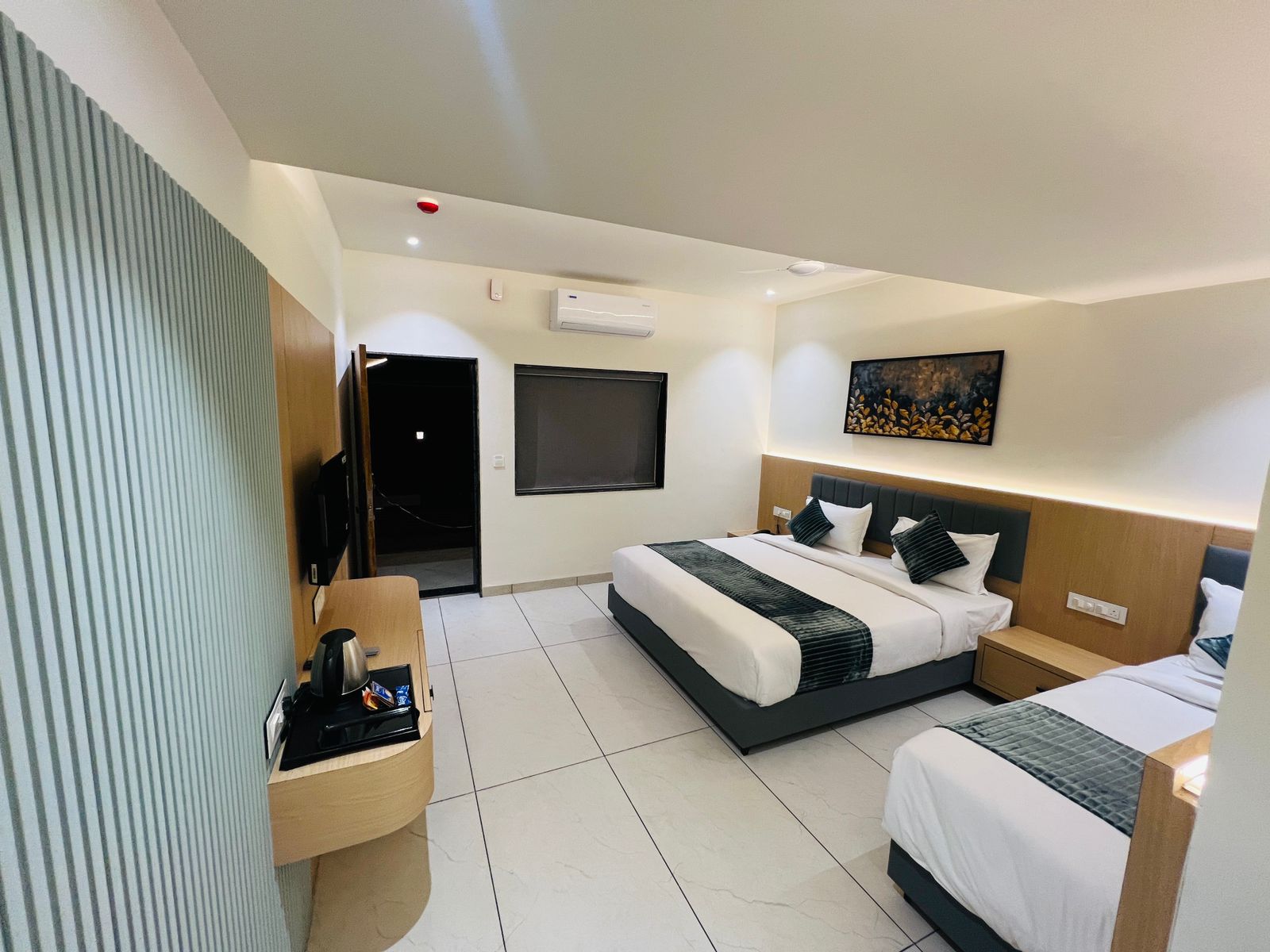 Hotel Hemal Garden Diu - Tap to explore photos