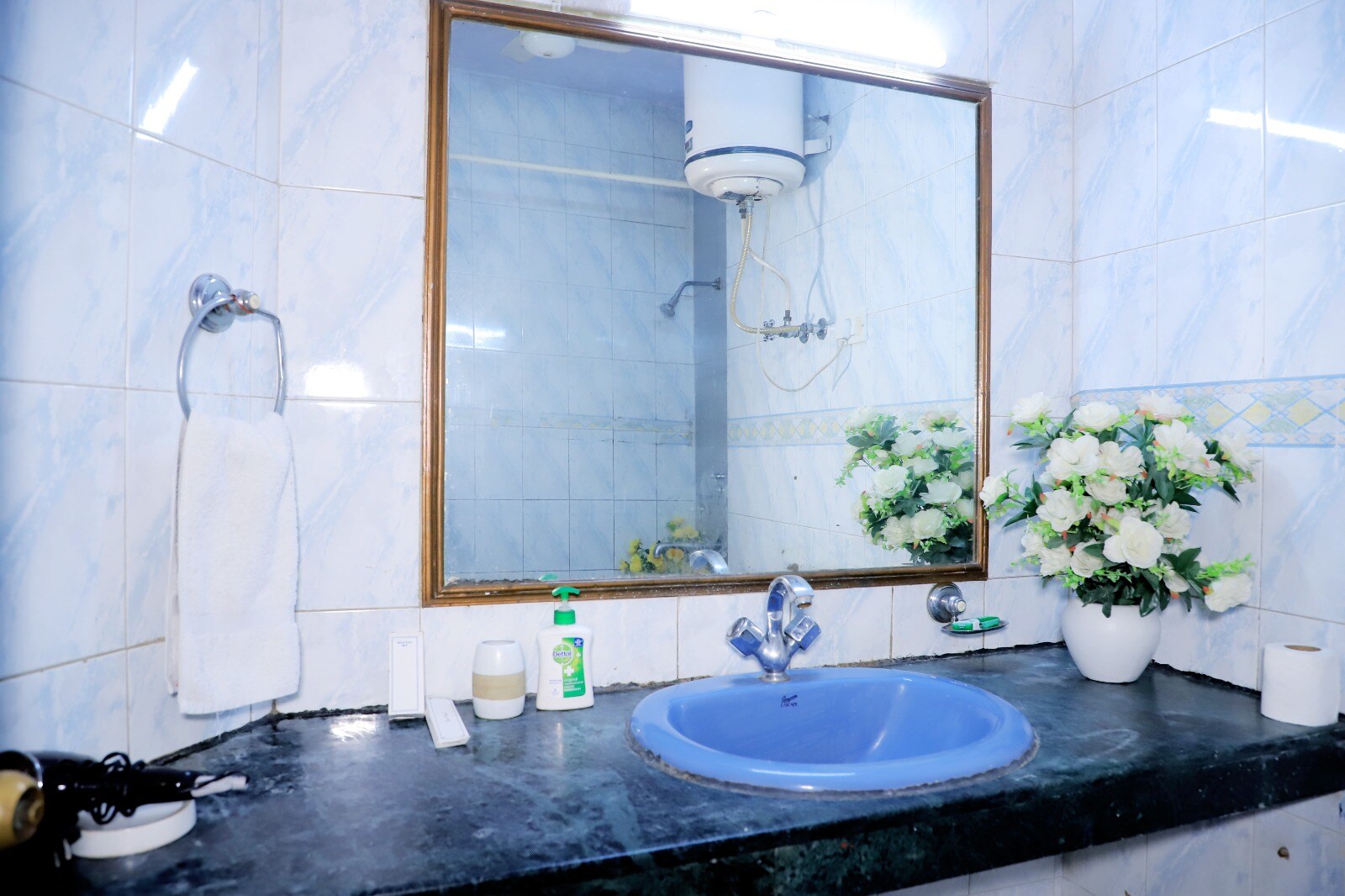 Fortune Home Service Apartment 2BHK D198 - Tap to explore photos