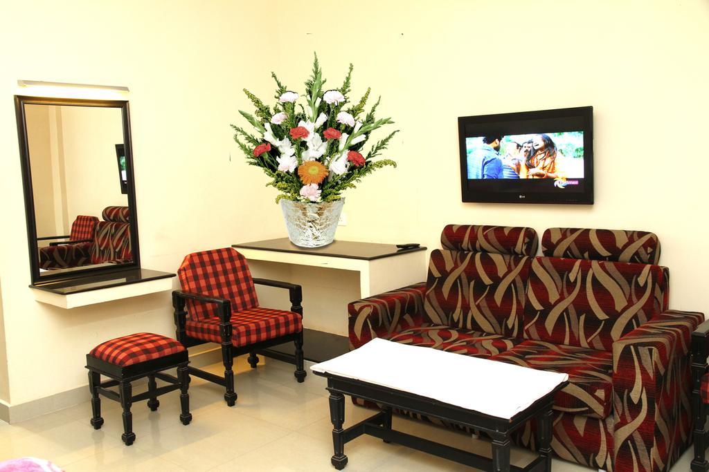 Hotel Bharani - Tap to explore photos