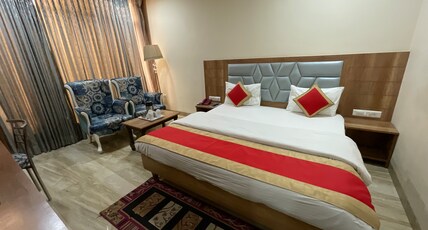 Aadarsh Palace Room Type - EXECUTIVE ROOM