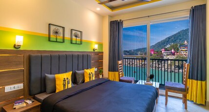 The Hosteller Rishikesh, Laxman Jhula Room Type - Deluxe Double Room with Balcony and River View The Hosteller Rishikesh, Laxman Jhula Room Type - Deluxe Double Room with Balcony and River View
