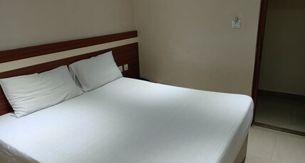 Adarsh Residency Room Type - Standard Doublebed Non A/c room
