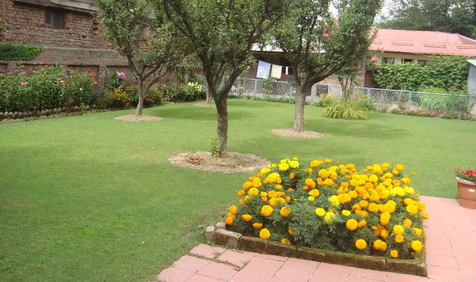 Kusum Guest House - Tap to explore photos