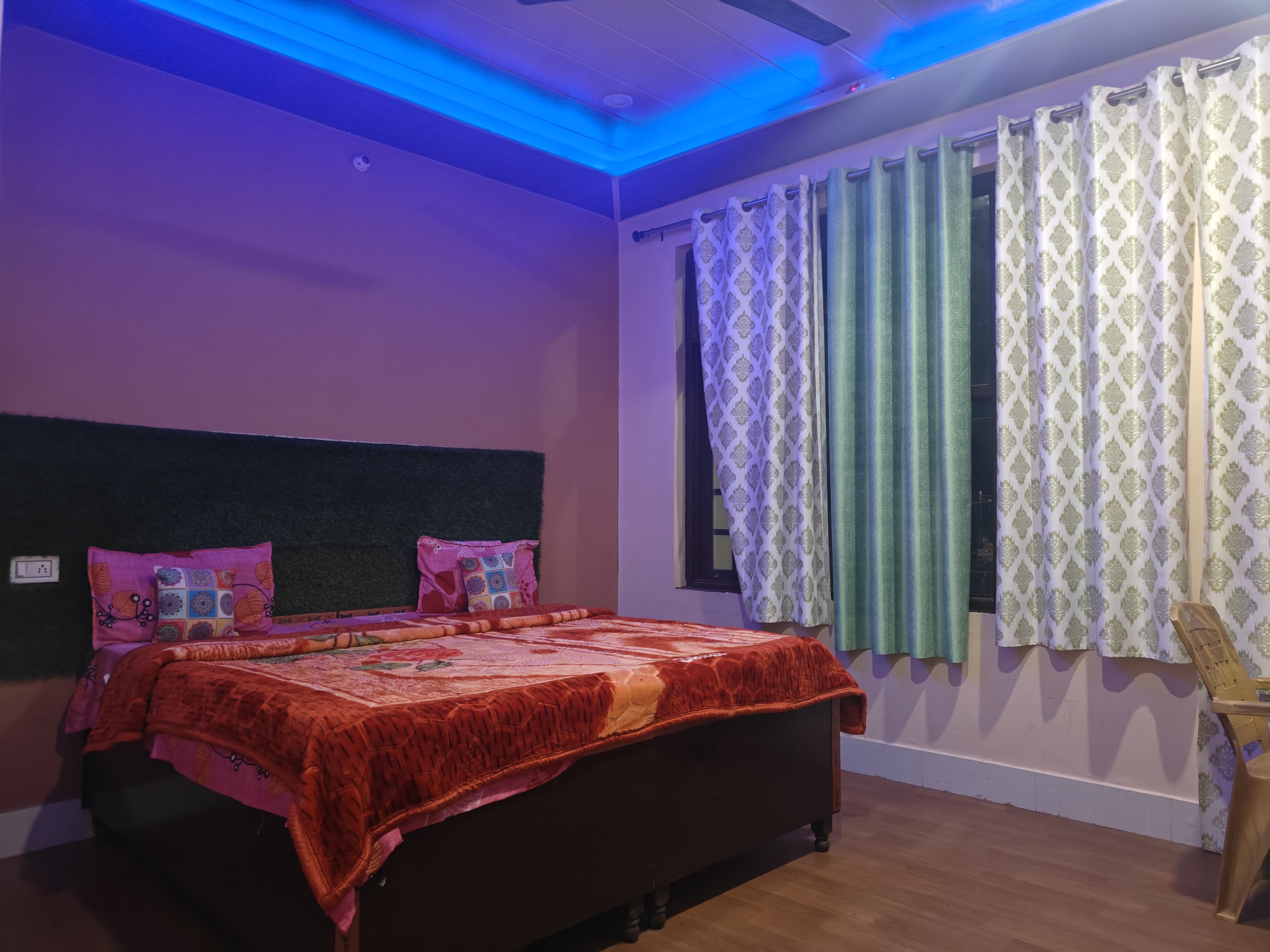 Ashirwad home stay - Tap to explore photos