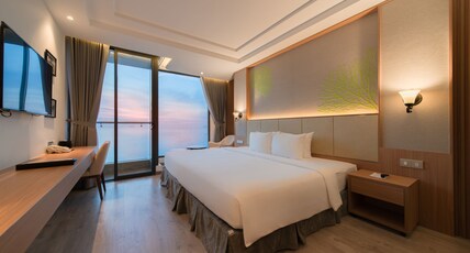 Navada Beach Hotel Room Type - Deluxe Double Room with Sea View and Balcony