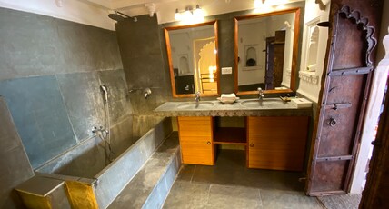 Madri Haveli Room Type - Suite Room