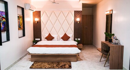 The Canyon Panchgani. Room Type - Suite AC Valley view Rooms