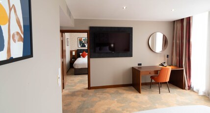 Holiday Inn BRISTOL CITY CENTRE Room Type - 1 Double Standard Accessible