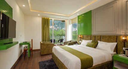 Antillia Valley Room Type - Apple Orchard View Luxury Room