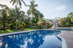 Green Meadows Resort