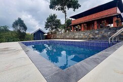 Aloha 2BHK Private Pool Villa Vagamon