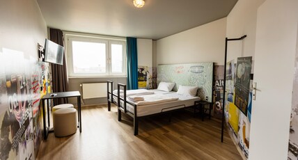 a&o Hamburg Hauptbahnhof Room Type - Twin Room