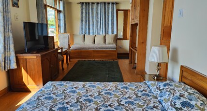 Spars Lodge Room Type - Large Suite