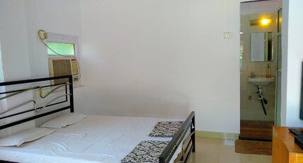 Akshi Villa Room Type - Room 1 - Couple Room