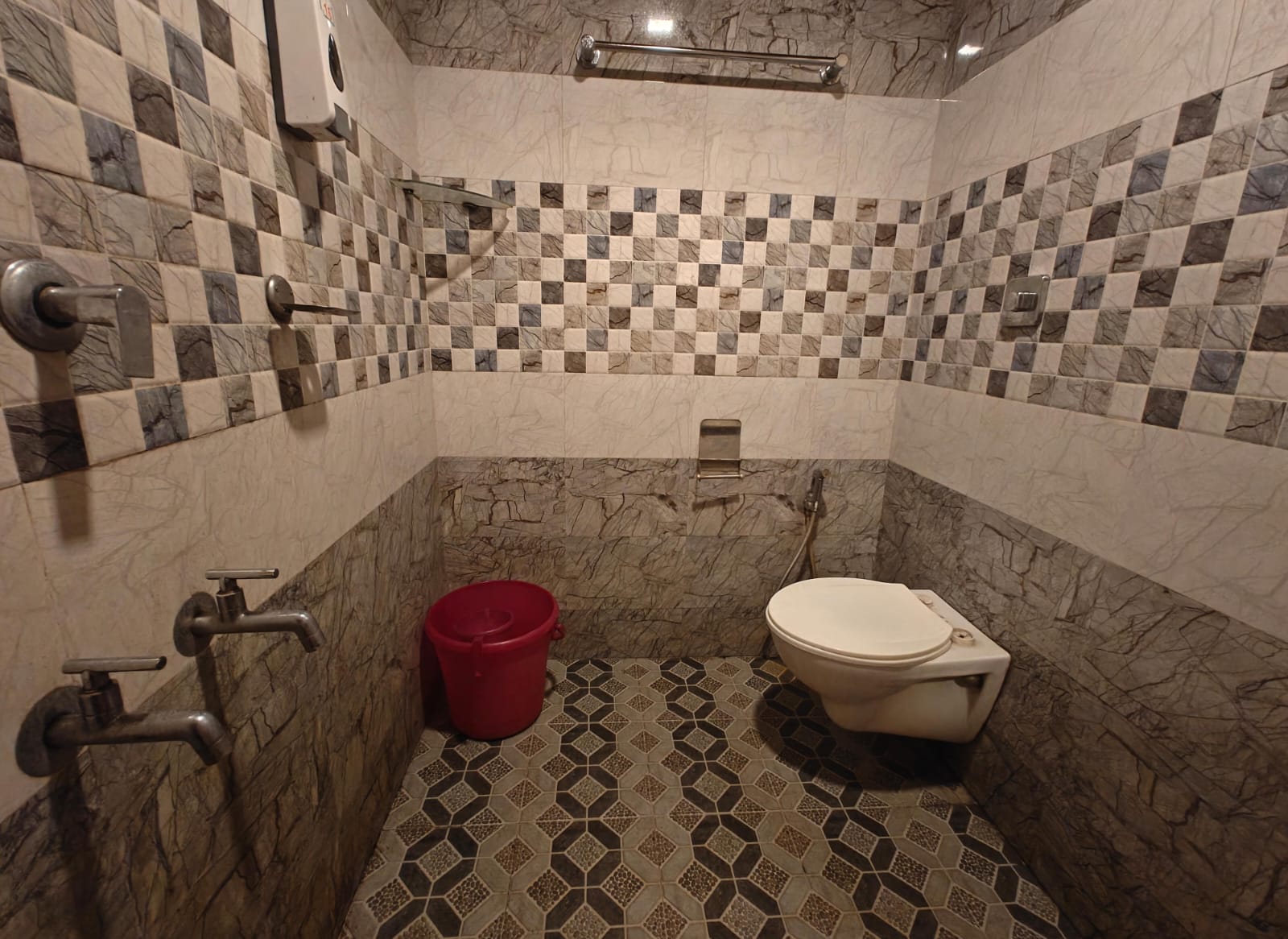 Chalil  Residency - Tap to explore photos