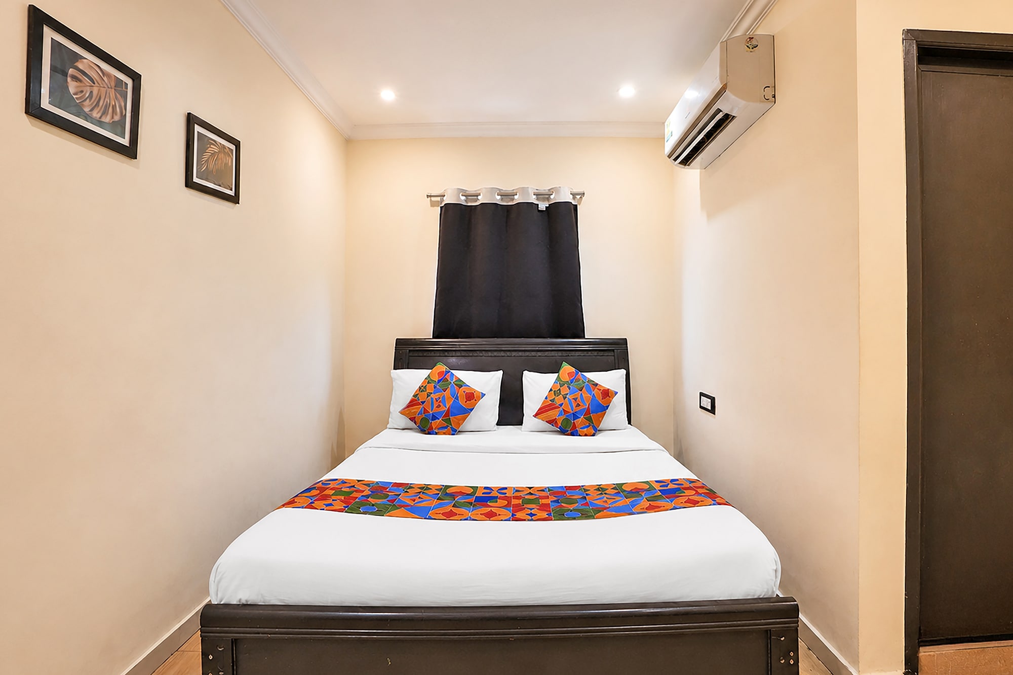 FabHotel Fantasea OMR - Tap to explore photos