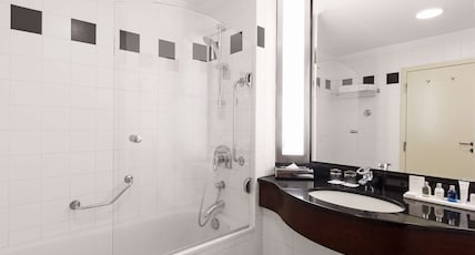 Radisson Blu Carlton Hotel, Bratislava Room Type - Standard Radisson Blu Carlton Hotel, Bratislava Room Type - Standard