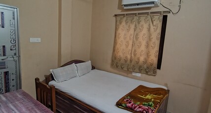 Hotel Heaven Sky Room Type - Standard Room with Air Conditioning - 201